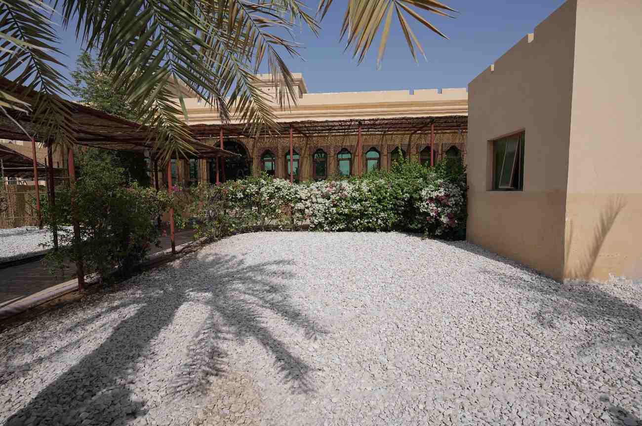 outdoor landscaping companies